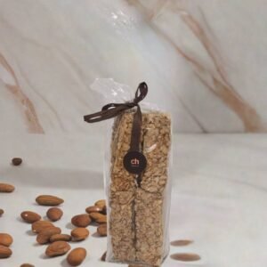 PASTAS DE HOJALDRE Y ALMENDRAS ARTESANALES