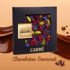chocoMe Chocolate negro V66% con pétalos de violeta, pistacho y guinda 50g